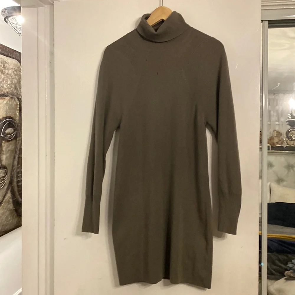 Balenciaga dress‎